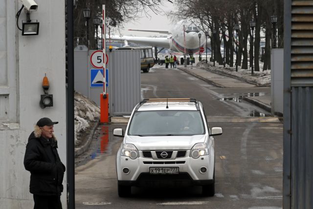 Διευρύνεται το χάσμα με τη Μόσχα