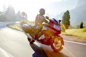 Tι πρέπει να γνωρίζουν οι μοτοσικλετιστές για την ασφάλεια τους