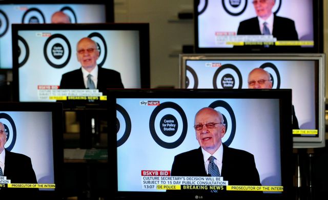 Μάχη σε Βρετανία και ΗΠΑ για τα μέσα ενημέρωσης