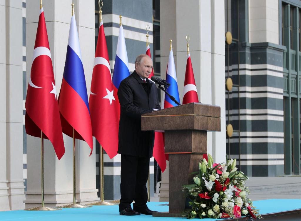 Πούτιν: Προτεραιότητα η στρατιωτική συνεργασία με την Τουρκία
