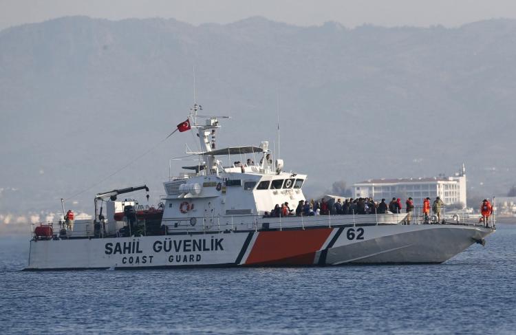 Τουρκικό σκάφος παρεμπόδισε διάσωση προσφύγων στη Χίο