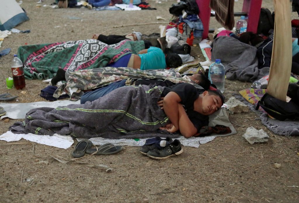 Το «καραβάνι» των μεταναστών εγκατέλειψε το σχέδιο να φτάσει στις ΗΠΑ