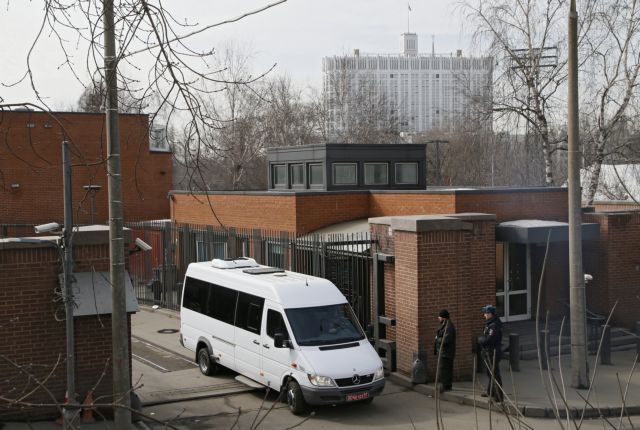 Απελάθηκαν από τη Ρωσία δεκάδες αμερικανοί διπλωμάτες