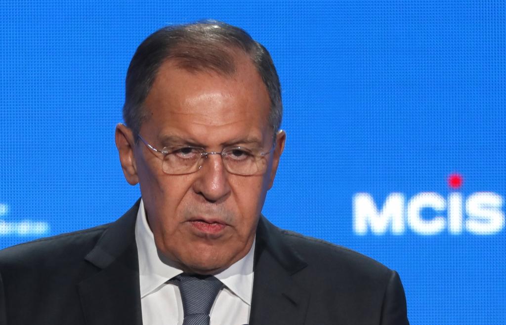 Λαβρόφ: Το Λονδίνο δεν μπορεί να αγνοεί τα ζητήματα που θέτει η Ρωσία