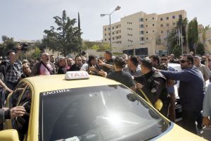 Συγκέντρωση διαμαρτυρίας οδηγών της Uber