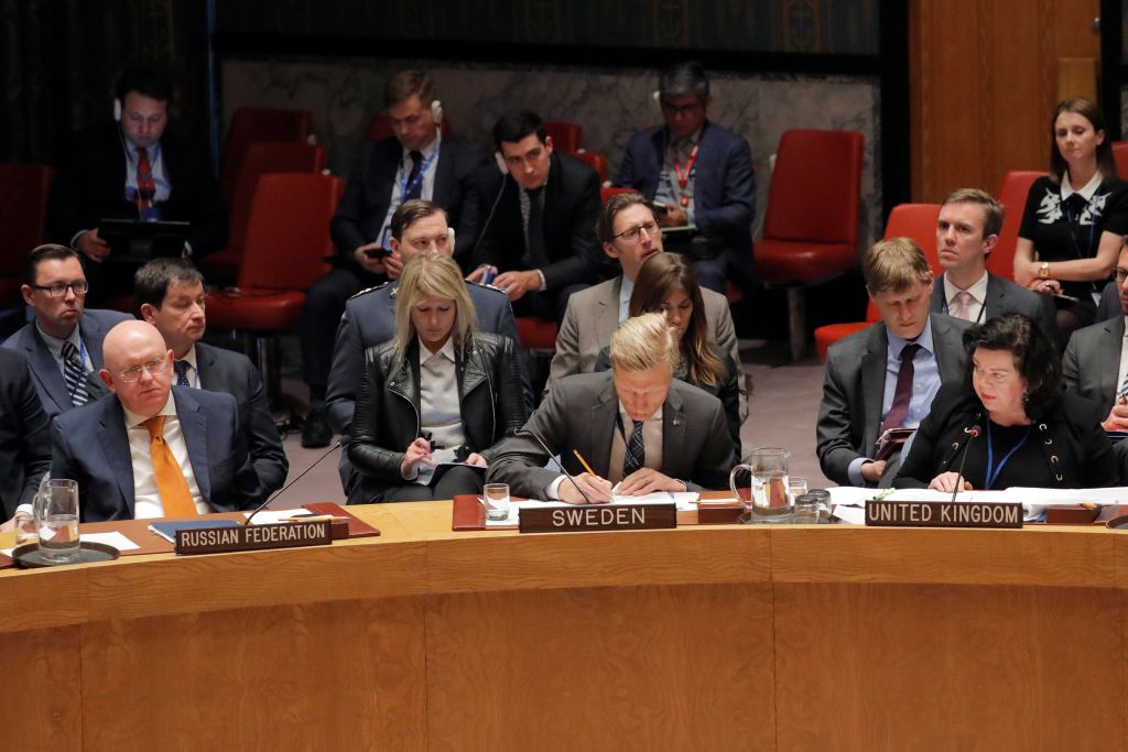 Ο ύπατος αρμοστής του ΟΗΕ βάλει κατά του Συμβουλίου Ασφαλείας