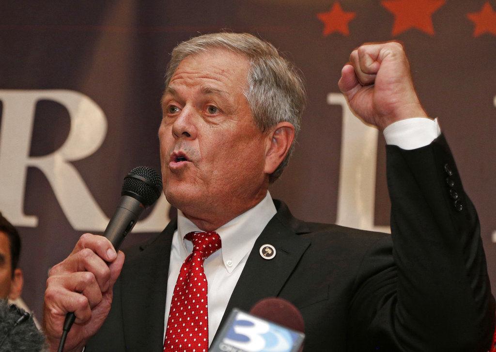 Βουλευτής του Τραμπ τράβηξε όπλο για να δηλώσει υπέρ της οπλοκατοχής