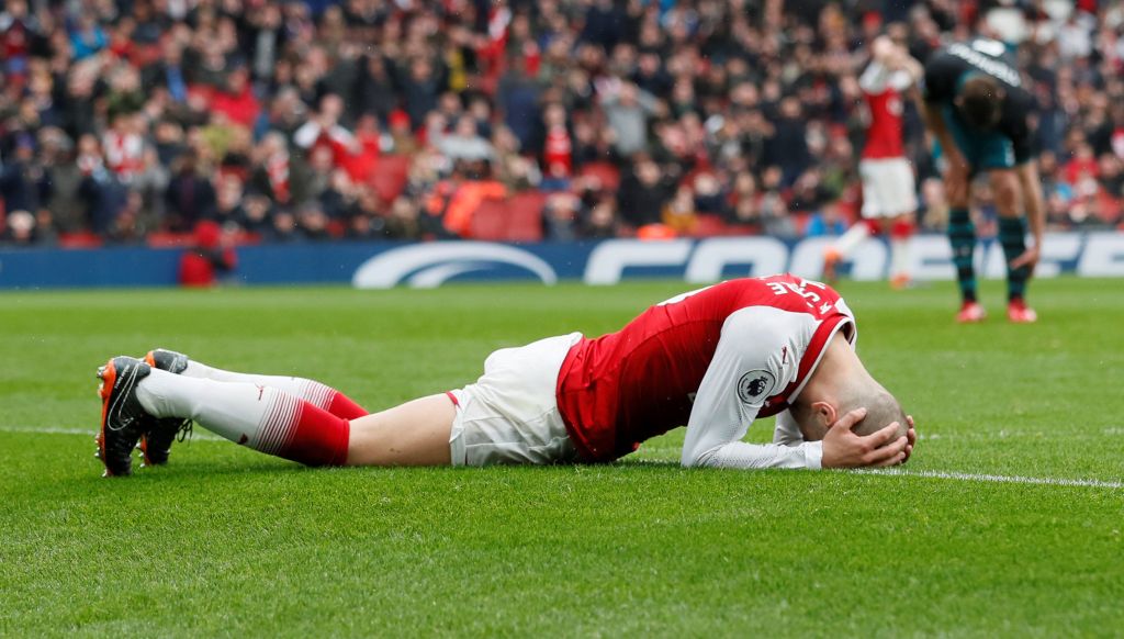 Ο Ουέλμπεκ πρωταγωνιστής της Άρσεναλ, ισοπαλία για Τσέλσι