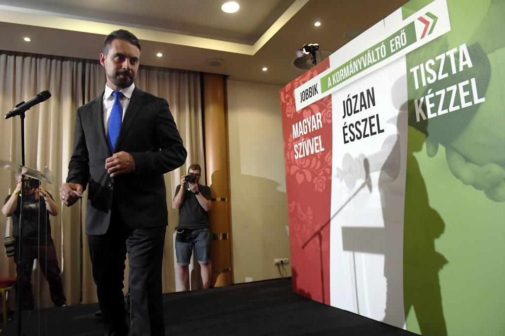 Ουγγαρία: Παραιτήθηκε ο ακροδεξιός Βόνα μετά τη νίκη Ορμπαν