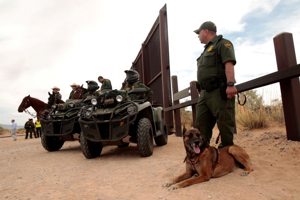 Ο Τραμπ στέλνει την Εθνοφρουρά στα σύνορα με το Μεξικό