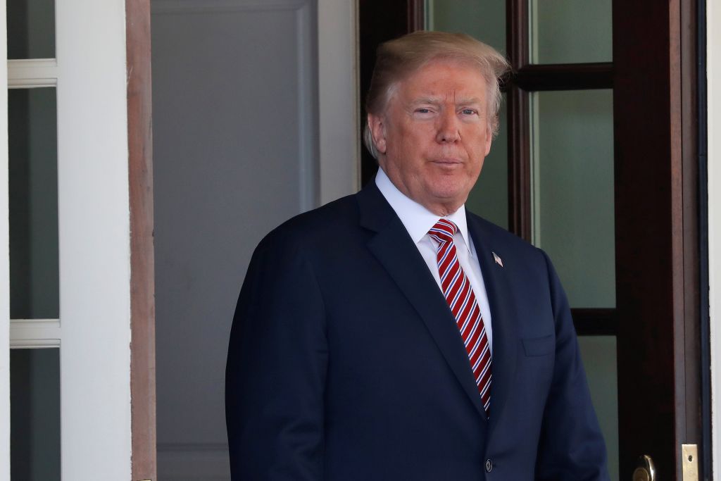 Σε επιφυλακή ο Τραμπ και οι επιτελείς του