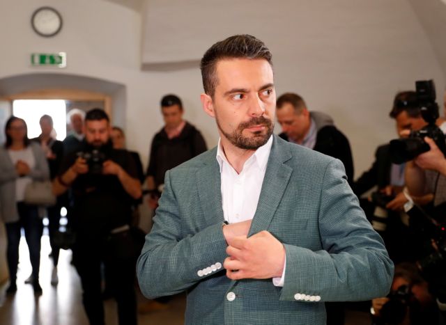 Παραιτήθηκε ο Βόνα μετά το Βατερλό