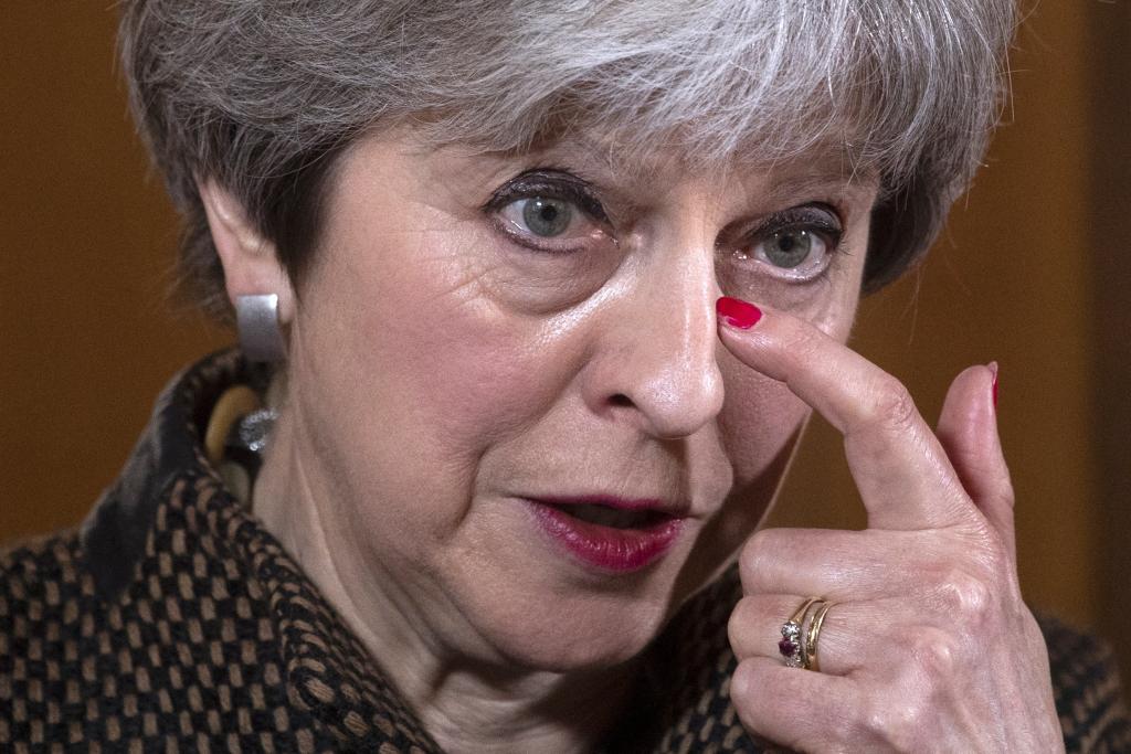 Μέι: Οι επιθέσεις στην Συρία δεν ήταν προϊόν πίεσης Τραμπ