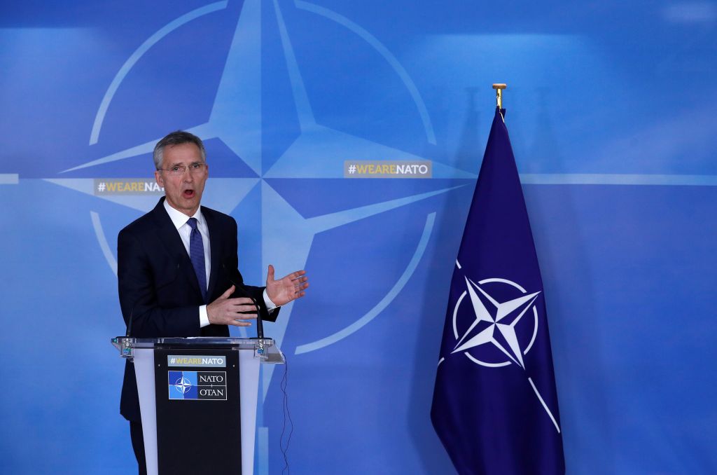 NATO: Δεν είναι δουλειά μας να ασχοληθούμε με τους Ελληνες στρατιωτικούς