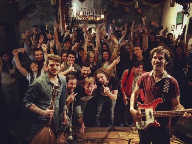 Συγκροτήματα χωρίς σύνορα