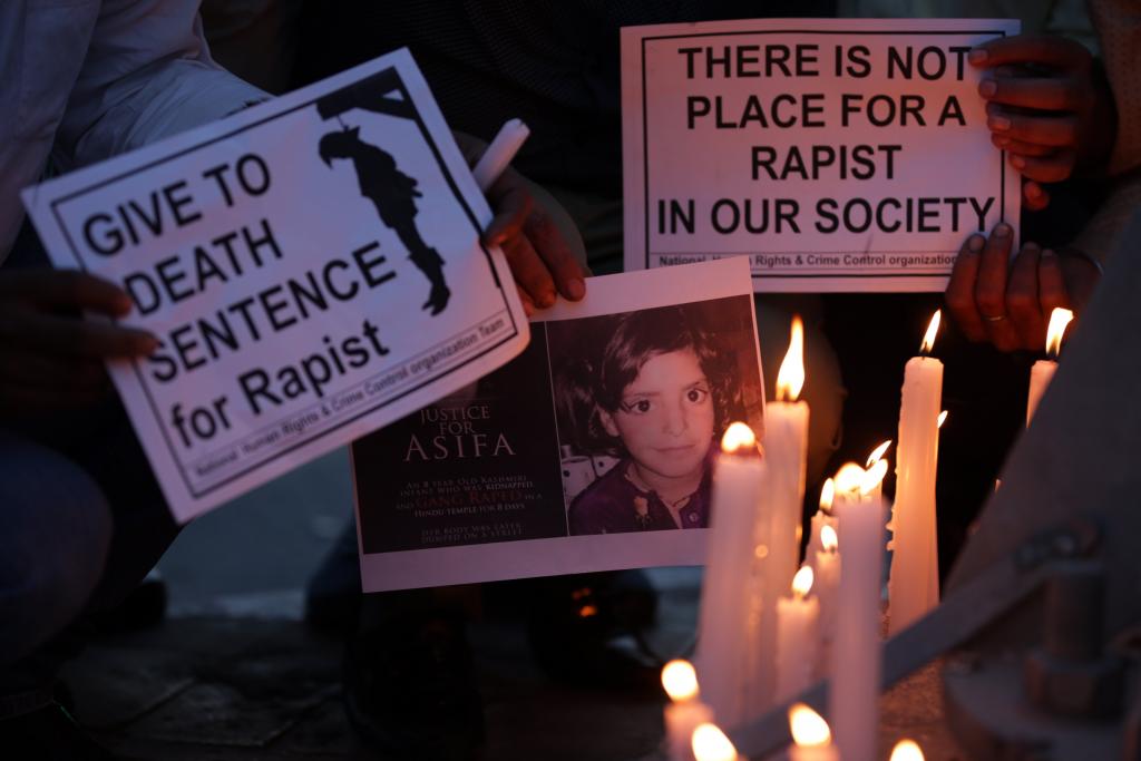 Οργή στην Ινδία για τον βιασμό και θάνατο 11χρονου κοριτσιού