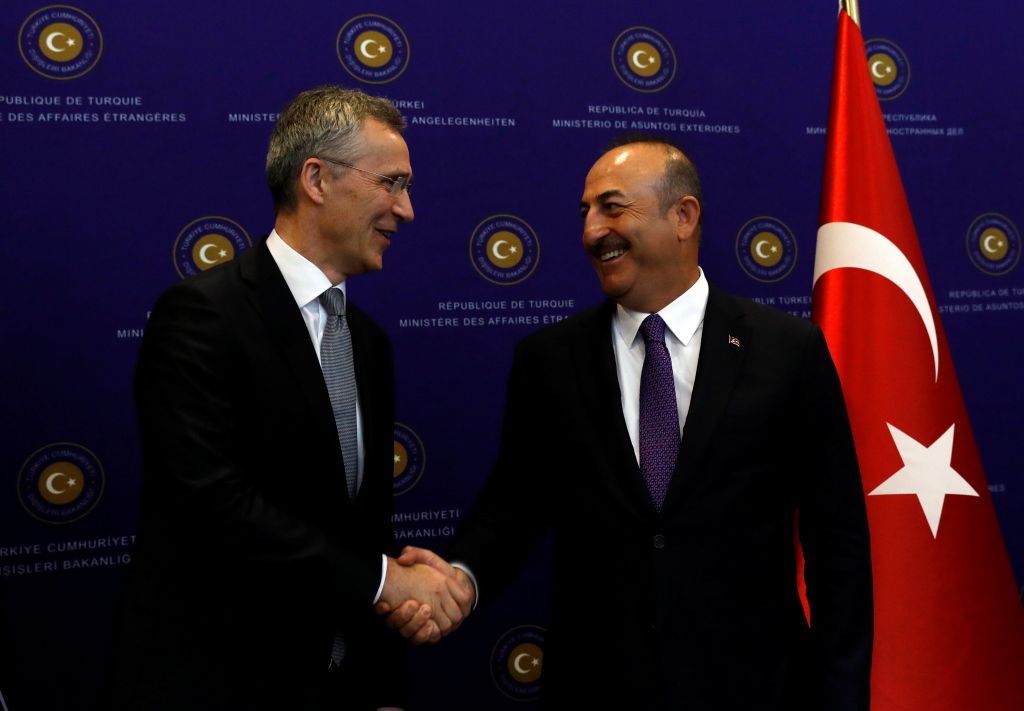 Υπέρ της ένταξης της ΠΓΔΜ στο ΝΑΤΟ τάσσεται η Αγκυρα