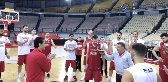 Ο Μάντζαρης γλύκανε την προπόνηση ενόψει Ζαλγκίρις