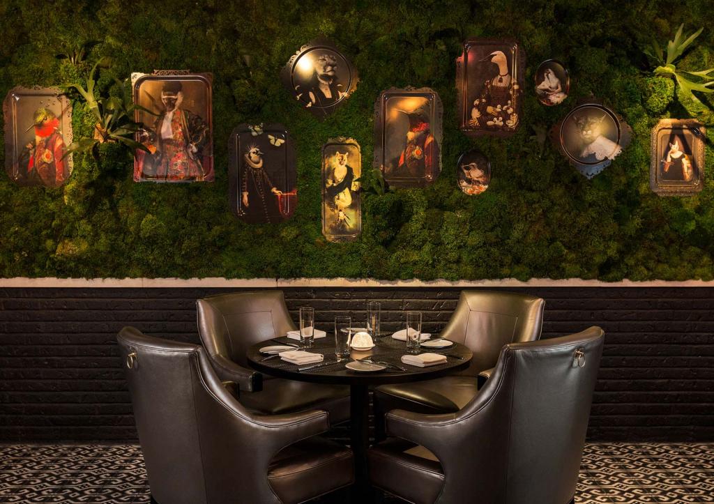 Αφησε φιλοδώρημα 2.000 δολάρια για ένα δείπνο