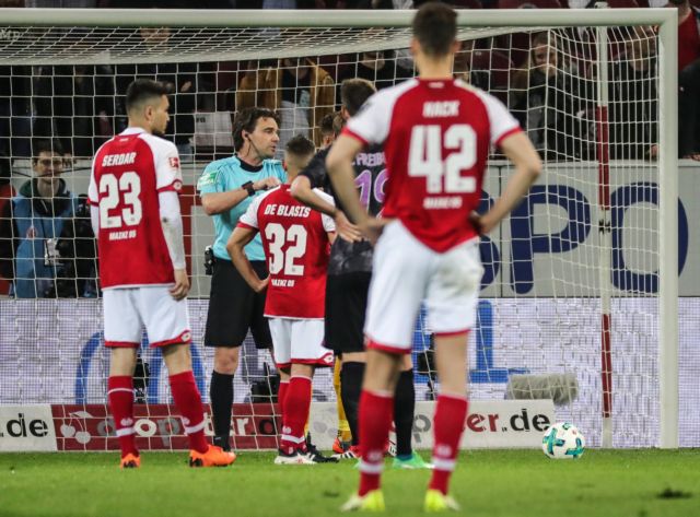 Πέναλτι μετά τη λήξη!