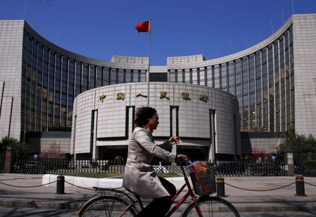 Λιγότερα αποθεματικά πλέον για τις κινεζικές τράπεζες