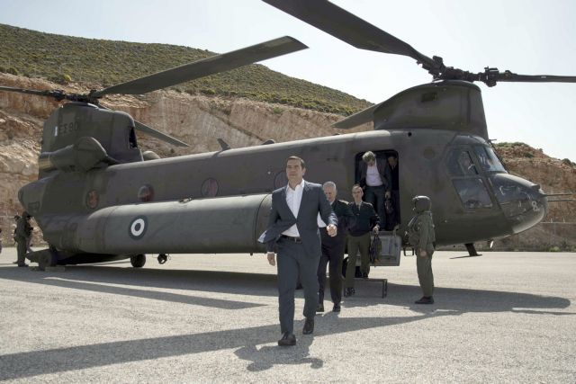 Ομπρέλα προστασίας από Μακρόν