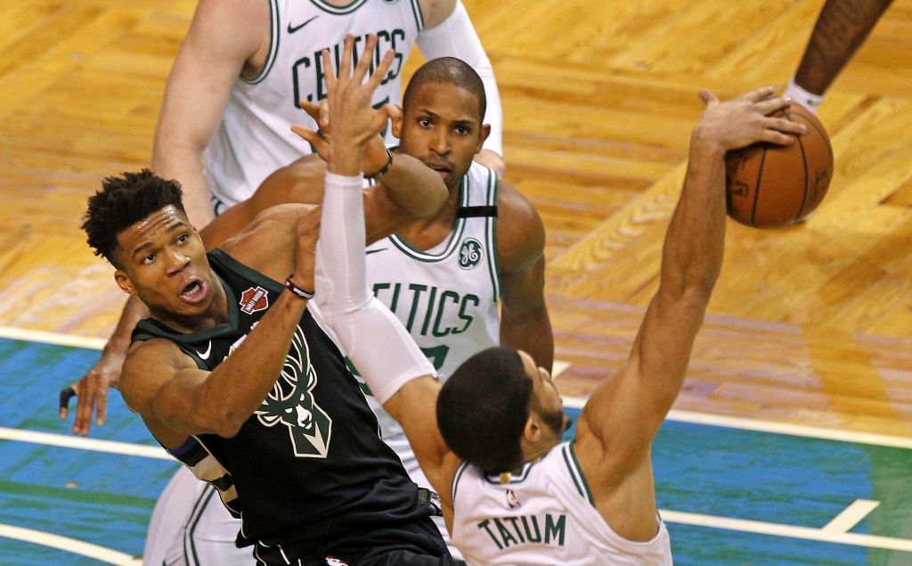 Εξαιρετικός αλλά …μόνος ο Αντετοκούνμπο στη νέα ήττα των Μπακς στη Βοστώνη