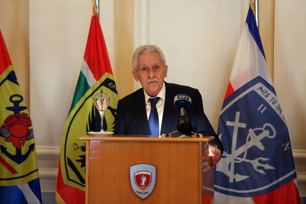 Κουβέλης: Δεν υπάρχει βίντεο που να αφαιρούνται ελληνικές σημαίες