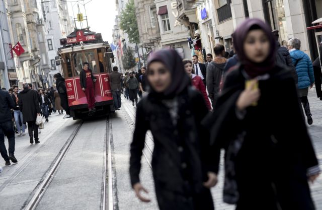 Στο κόκκινο για 66 ημέρες