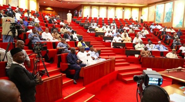 Νιγηρία: Βρέθηκε κάτω από μια γέφυρα το σκήπτρο της Γερουσίας