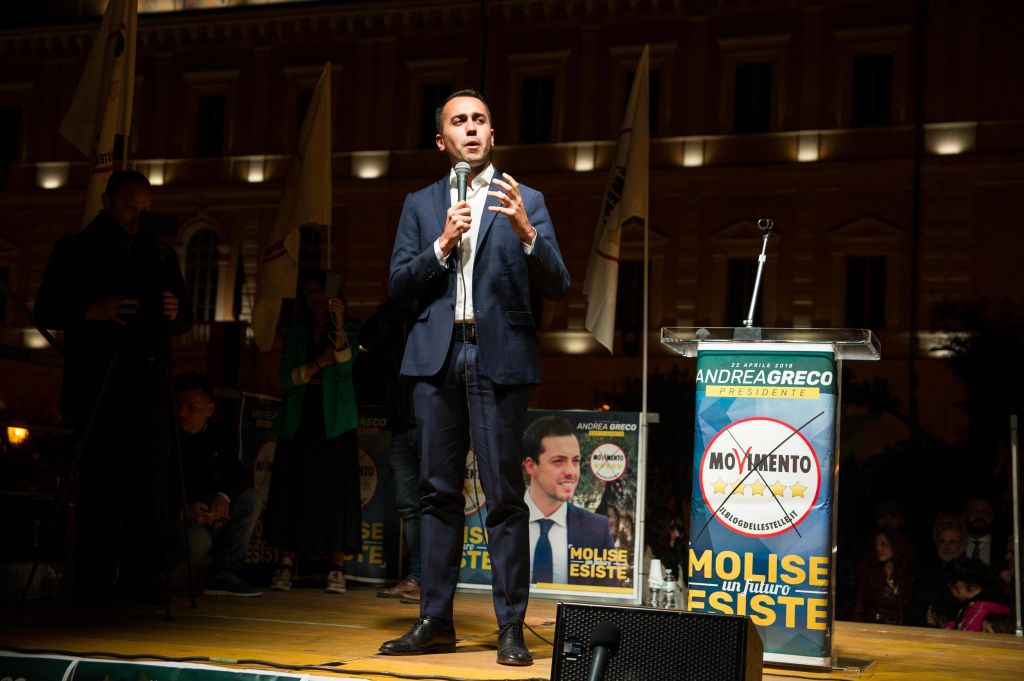 Ιταλία: Διερευνούν δυνατότητα συγκυβέρνησης με την κεντροαριστερά