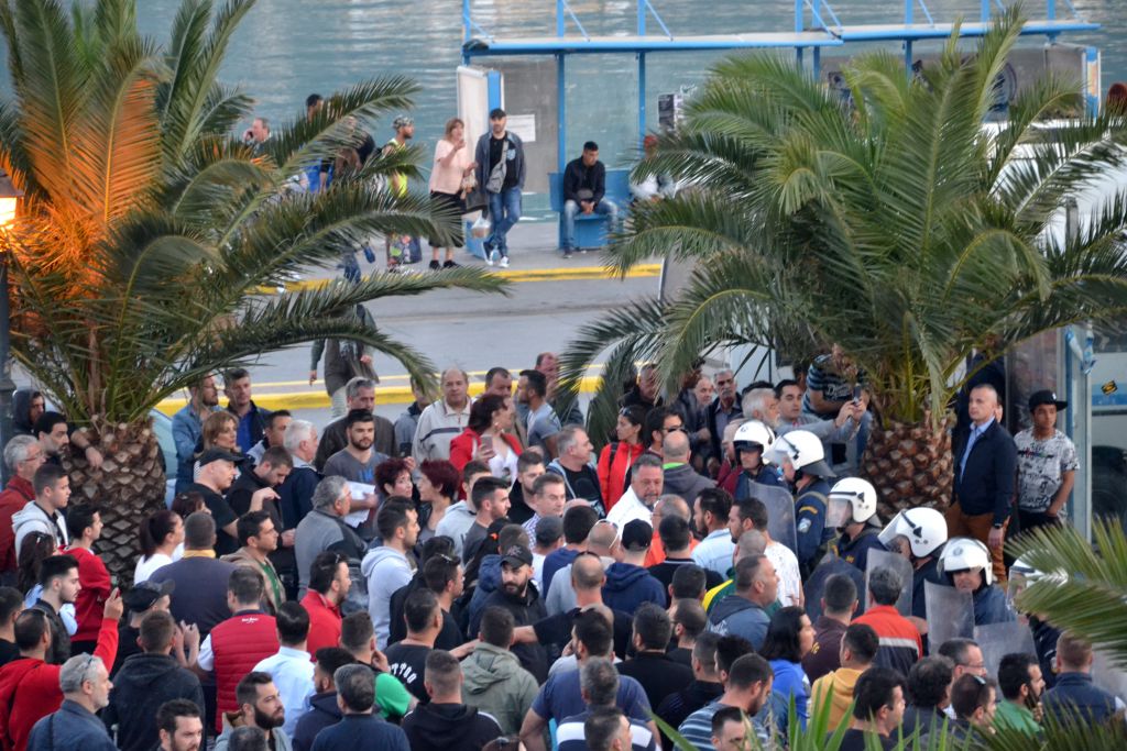 Αλλοι 278 μετανάστες έφθασαν την Τρίτη στη Μυτιλήνη