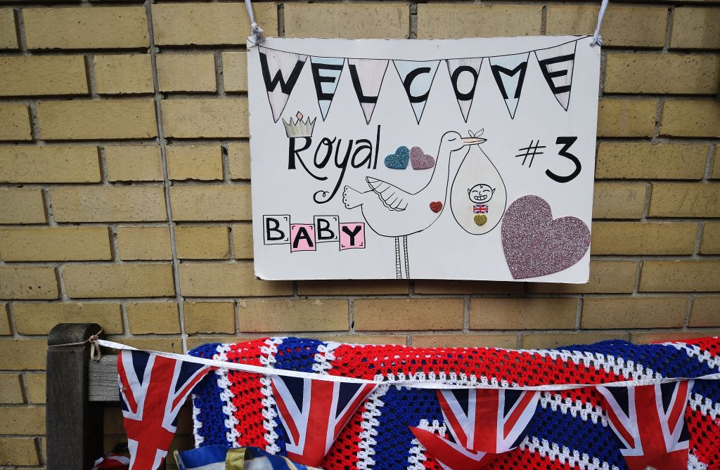 Βρετανία: Η Κέιτ Μίντλετον γέννησε και είναι αγόρι