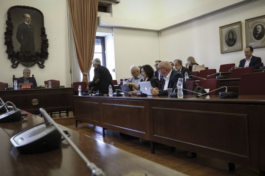 Πόρισμα ΣΥΡΙΖΑ για Novartis: Στα δικαστήρια να διαχωριστεί η ήρα από το στάρι
