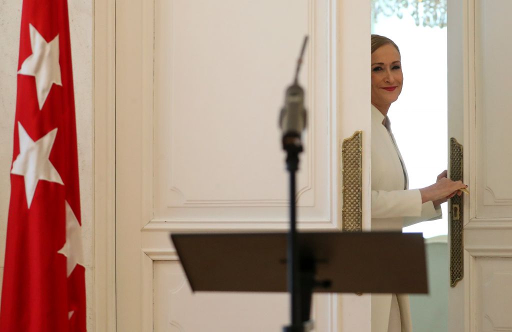 Διπλό σκάνδαλο και παραίτηση για την πρόεδρο της περιφέρειας Μαδρίτης