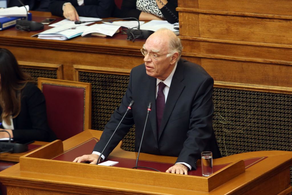 Λεβέντης: O λόγος που έφυγε ο Κατσιαντώνης είναι το Σκοπιανό