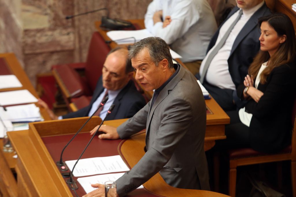 Θεοδωράκης: Το ν/σ για τη ΔΕΗ δεν δίνει λύσεις αναβάλλει τις λύσεις