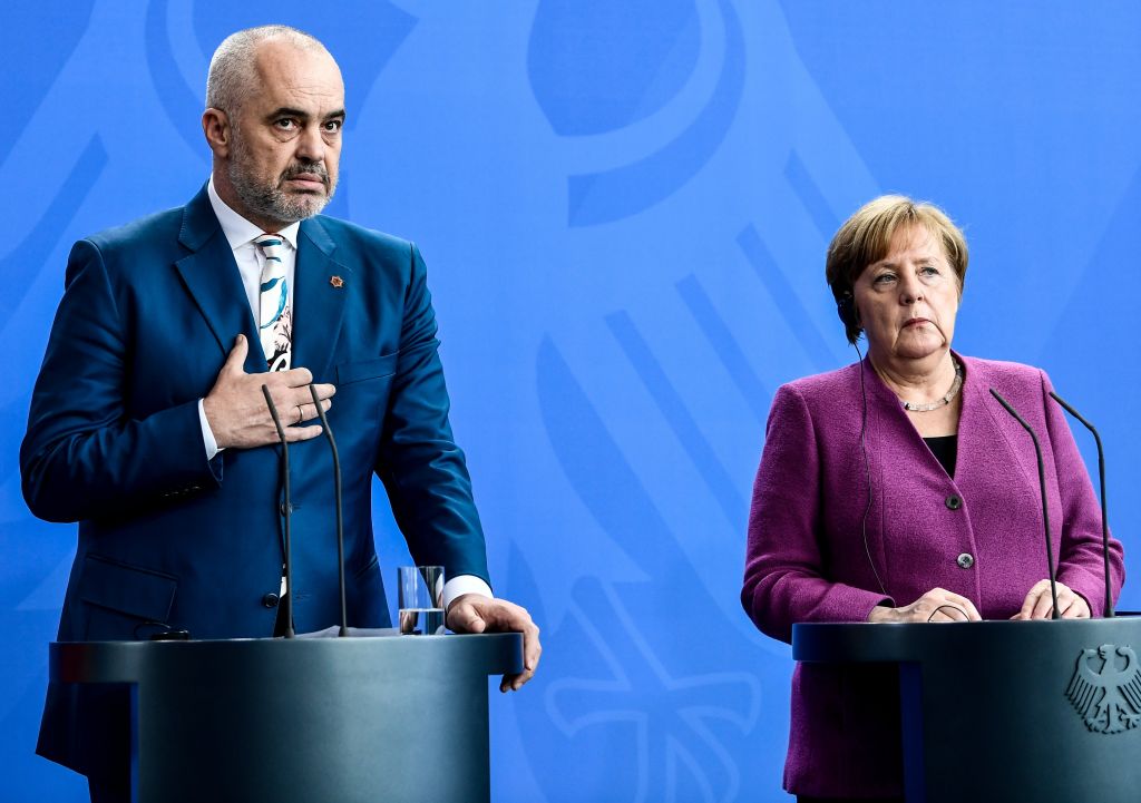 Στηρίζει η Μέρκελ την ενταξιακή πορεία της Αλβανίας μόνο με «μεταρρυθμίσεις»