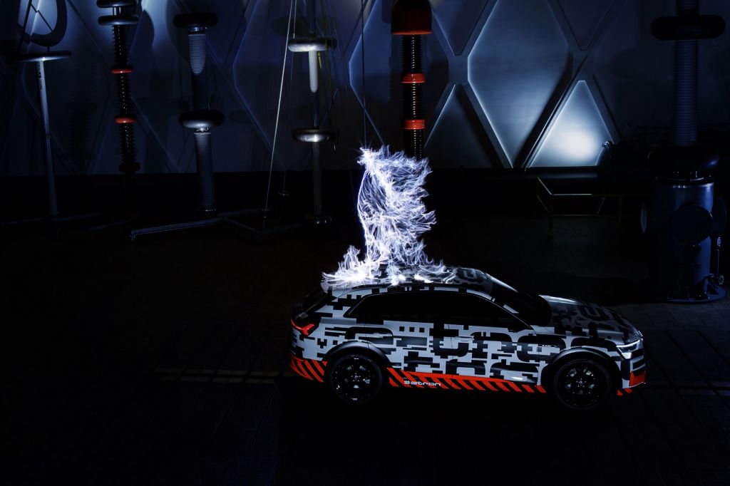 Audi e-tron: Δοκιμές τριών εκατομμυρίων βολτ