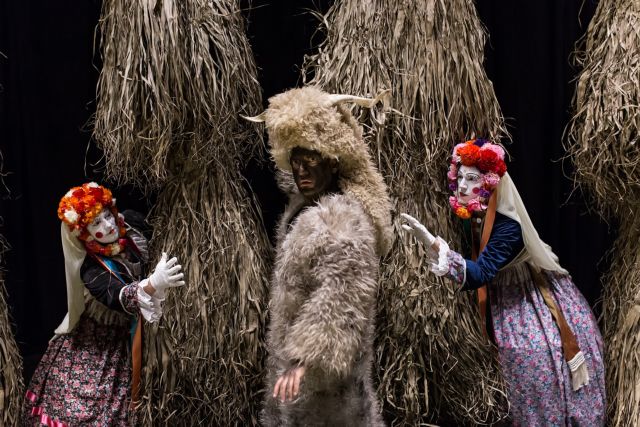 Η «Βασίλισσα των ξωτικών» και οι Μπούλες