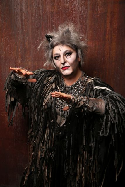 «Και στην όπερα υπάρχουν καταχρήσεις»