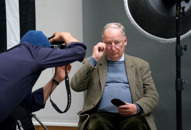 Το παιχνίδι της «αντισυστημικής» προπαγάνδας