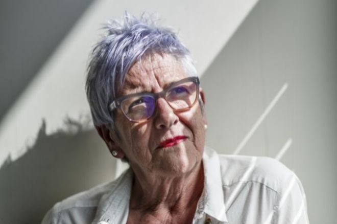 Ψάχνει δουλειά για τους δολοφόνους του συζύγου της