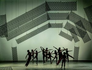 Φωνιαδάκης με Γκλας, Εκμαν με Μπετόβεν