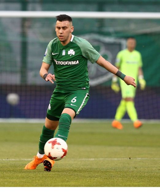 Αντιστέκεται και περιμένει