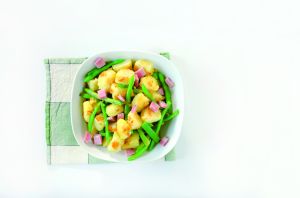 Πατατοσαλάτα με μυρωδικά