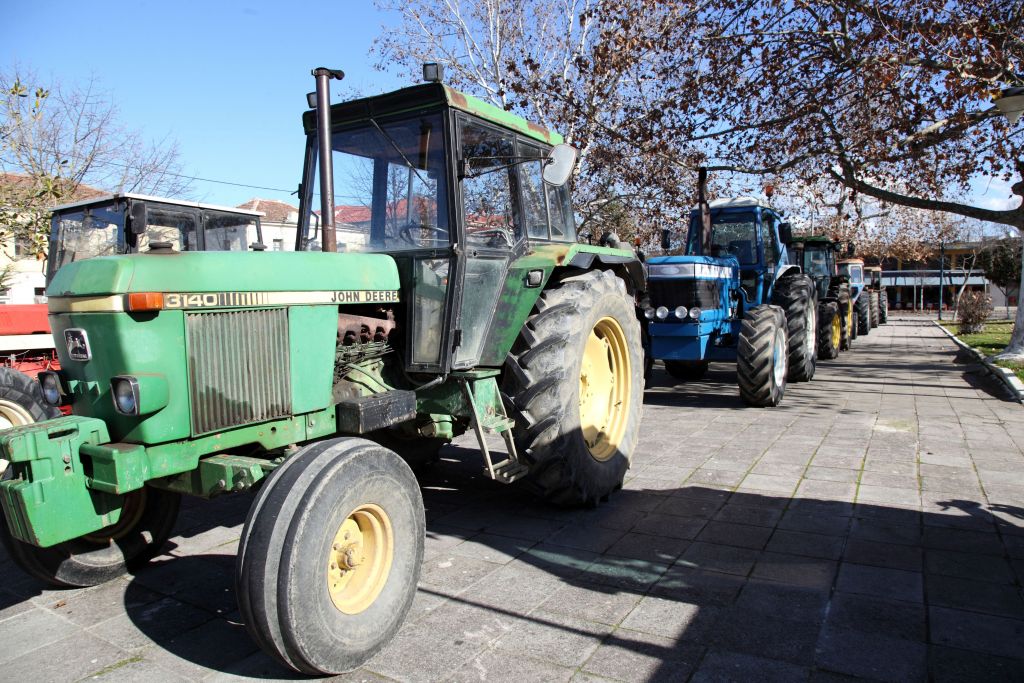 Πέλλα: Σπείρα έκλεβε αγροτικά αυτοκίνητα και τα πουλούσε