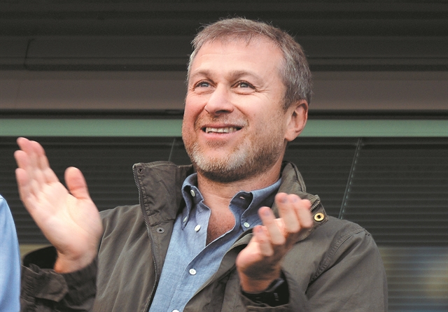 Ανέλαβε ρόλο μεσάζοντα!