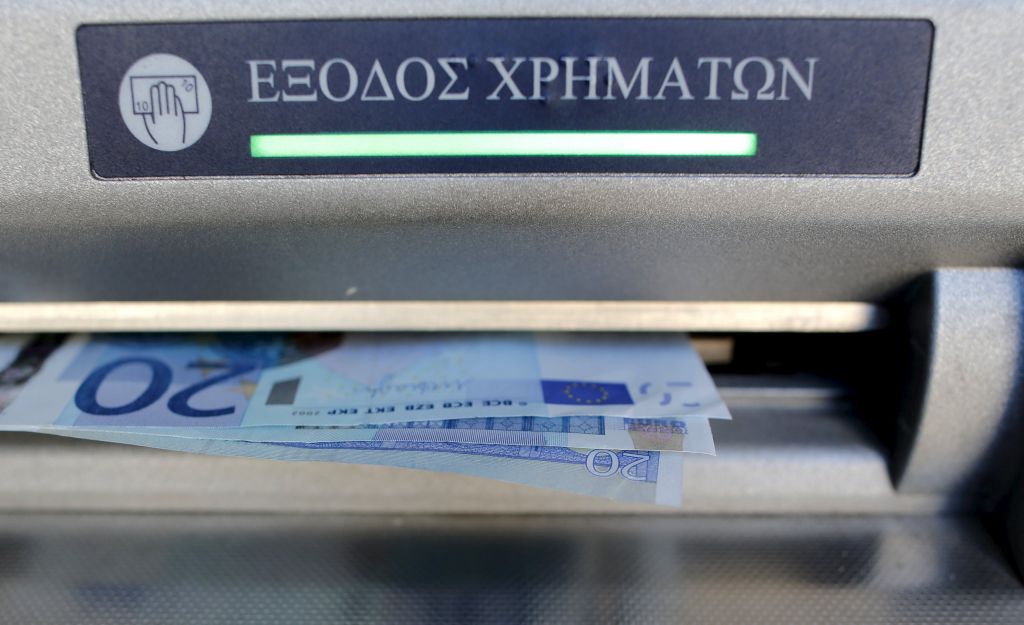 Νέα χαλάρωση στα capital control – Ποιο θα είναι το όριο αναλήψεων
