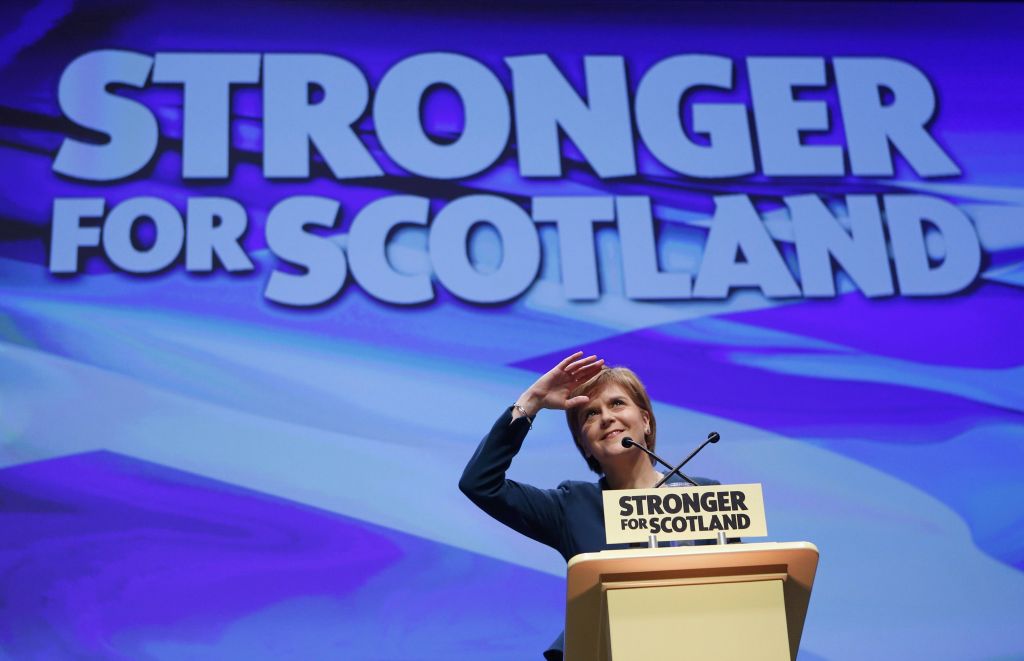 Η Σκωτία θα εξετάσει το θέμα της ανεξαρτησίας μόλις υπάρξει σαφήνεια με το Brexit